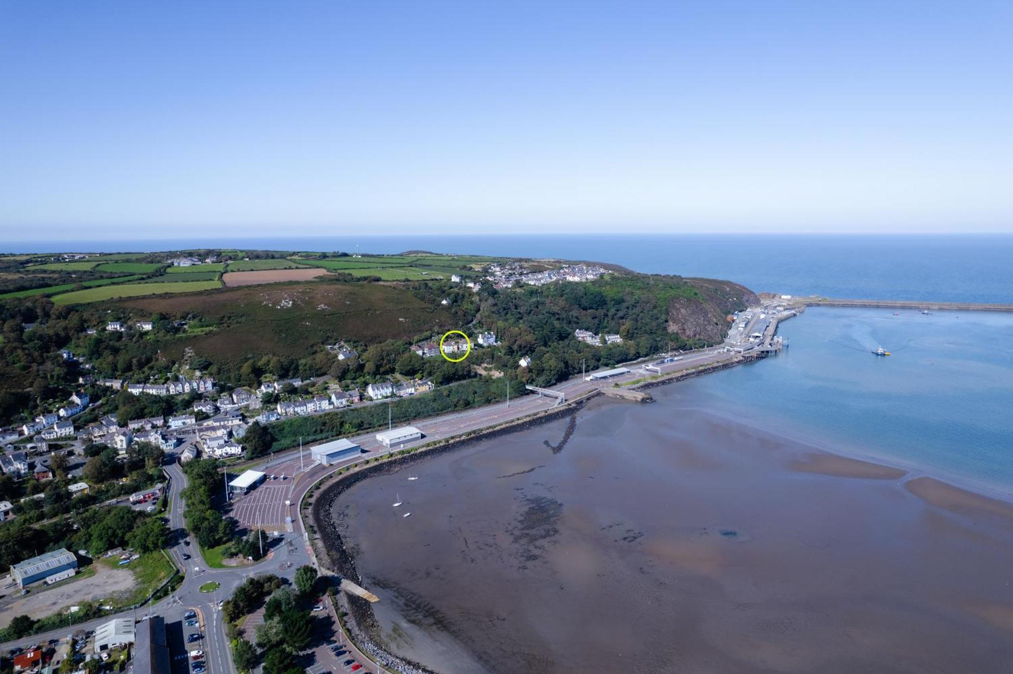 Seasidesteps Fishguard Luaran gambar